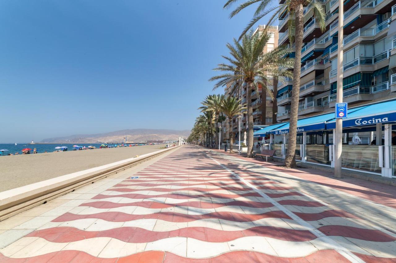 California 14 Fitsuite Almeria Exterior photo